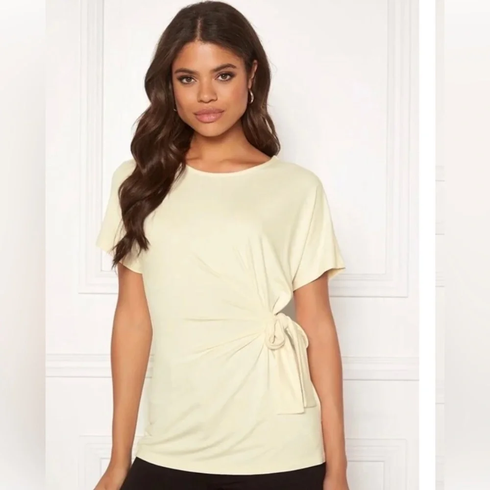 🔥🔥Vero Moda Top - Picture 1 of 6
